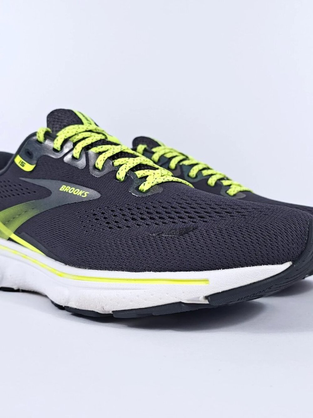 Brooks Ghost 15 Mens 8 Neutral Cushion Road Running Shoes Black DNA Loft v2